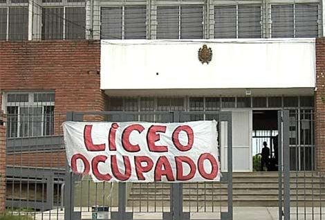 liceo_okupa