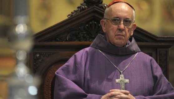 bergoglio2323